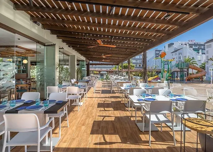 Occidental Playa